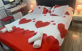 Damira Rooms